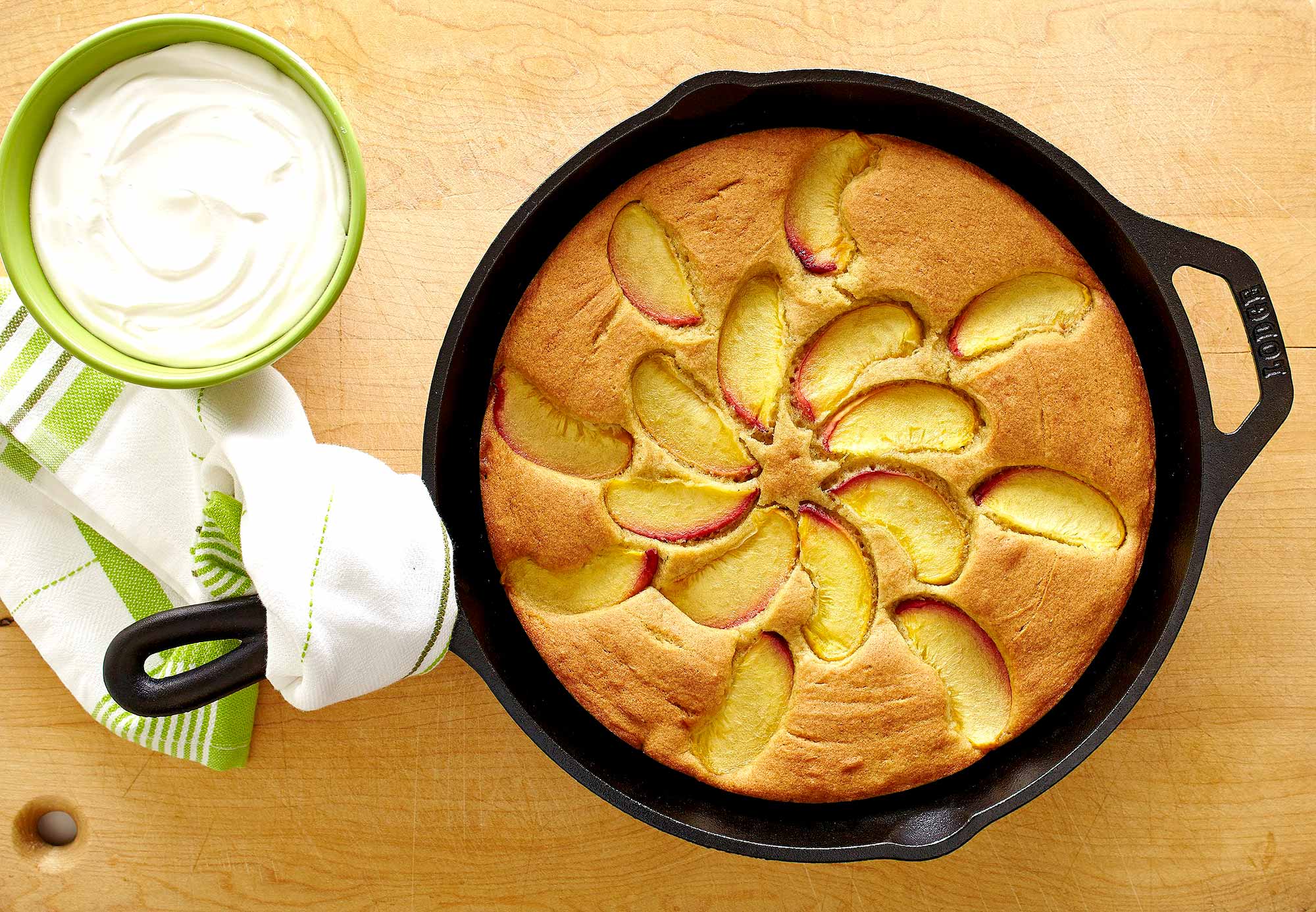Sweet Peach Skillet Cake - Sorghum Checkoff