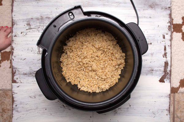 Sorghum in pressure cooker